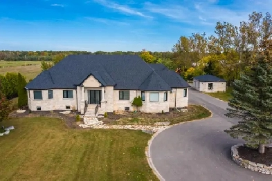 luxury estate home for sale  with 10 acres / pond/pool Image# 8