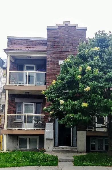 LIVE IN THE BYWARD MARKET, 1 bdr apt for Aug 1st Image# 7