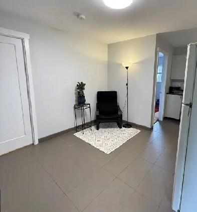 BRAND NEW - 1 BEDROOM - BURQUITLAM STATION Image# 8