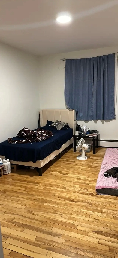Available Room for Rent Image# 7