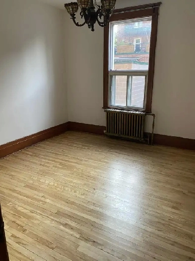 Chambre dans Hochelaga - 825 $ Image# 1