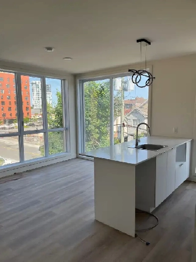 FREE MONTH - 2-Bedroom in Dorval - New Construction Image# 1