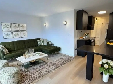 420 Eglinton Ave. E. 101 Image# 4