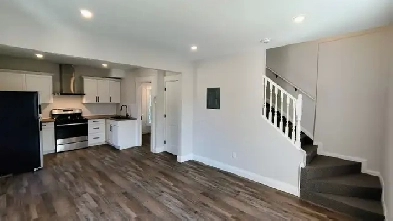 1-Bedroom. Stylish two levels apartment. Quiet and private. Image# 2