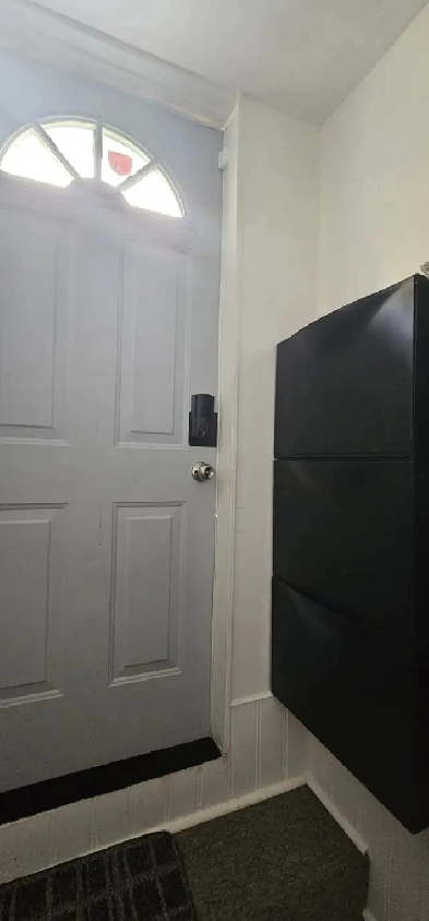 Beautiful one bedroom basement Image# 9
