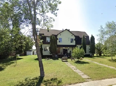 Triplex 2-Storey for sale in Iroquois Falls Image# 2