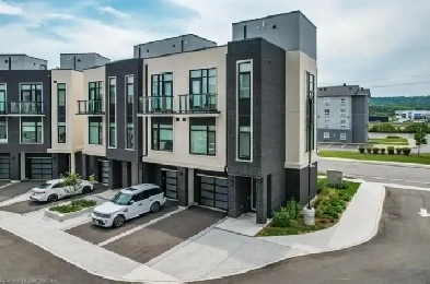 STUNNING FULLY FINISHED 3-STOREY TOWNHOME - 3 BED, 3 BATH Image# 1
