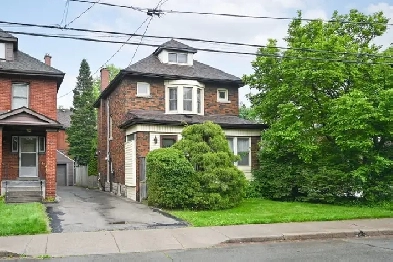 INCREDIBLE INCOME POTENTIAL HOME - 5 1 BED, 2 BATH Image# 1