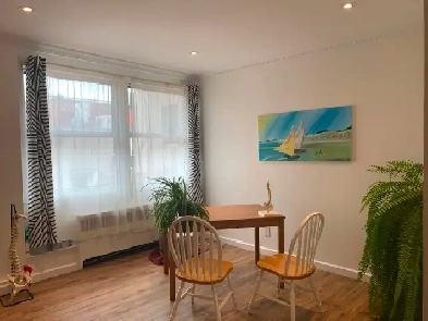 Location de bureau lumineux pour professionnel(le) de la santé Image# 4