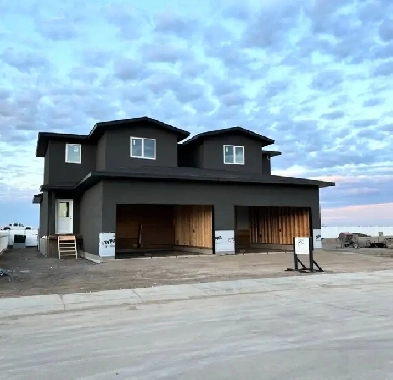 New Built Duplex in Warman Image# 3