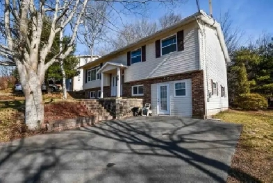 3 plus bedroom home in Bedford FOR RENT Image# 4