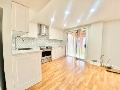 Bright & Spacious WALKOUT 1-Bedroom Basement Unit in Oshawa! Image# 8