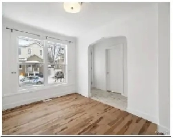Maison à louer - 1er juillet- 1950 Image# 3