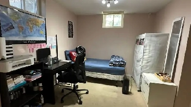 Shared, furnished room minutes from Square One (FEMALES) - Jul1 Image# 1