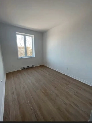 Private Room for Rent NDG/Westmount (Females only for July 1st) Image# 1