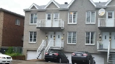 Beau Condo 3 1/2, à côté métro Sauvé Image# 7