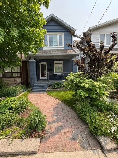 Danforth and Main one bedroom 2nd floor available Aug Image# 1