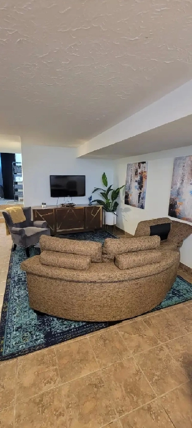 Charming basement suite Image# 7