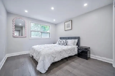 Main Bedroom with Private Washroom on Main Floor Level, Markham. Image# 8