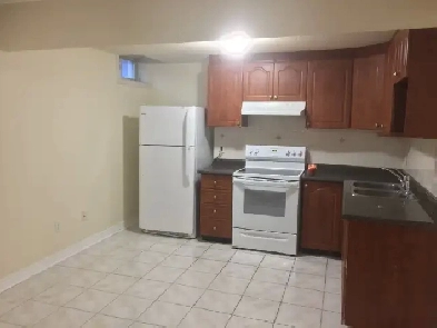 SPACIOUS 2 BEDROOM BASEMENT FOR RENT NEAR SANDALWOOD AND BRAMALE Image# 5