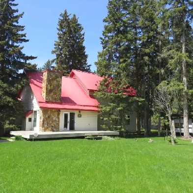 LAKE PROPERTY, WATER PROPERTY, LAKE HOME, PIGEON LAKE Image# 1