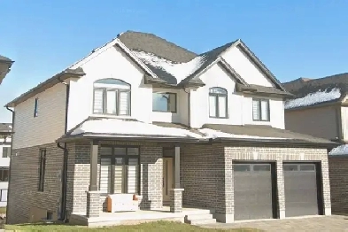 River Bend... 2 Bedroom, Lower apartment in West London Image# 1