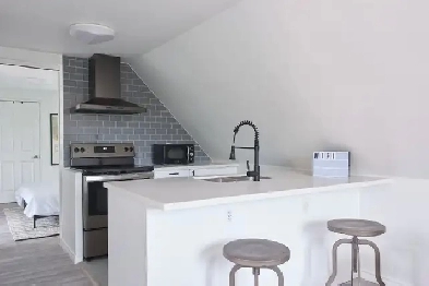 1-Bedroom Fully Furnished | All-Inclusive | Near Locke Street Image# 7