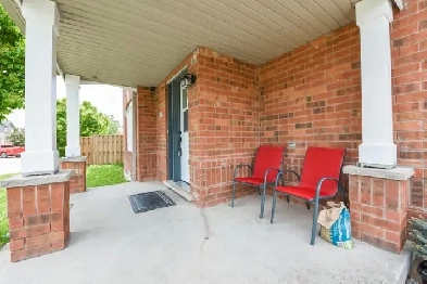 BRAMPTON    DETACHED! Image# 6