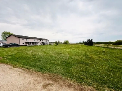 Hardisty acreage for rent Image# 1