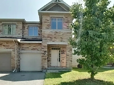 3 Bedroom Townhouse in Barrhaven for Rent Image# 10