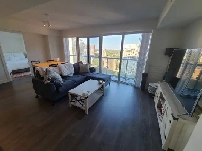 Luxury Downtown Toronto Core 2 Bed, 2 Bath, Parking,locker Condo Image# 1