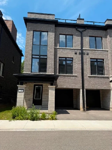 Brand new 3-storey townhome with two private rooftop for rent Image# 1