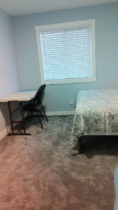 Room for rent, available now, Male only! Image# 1