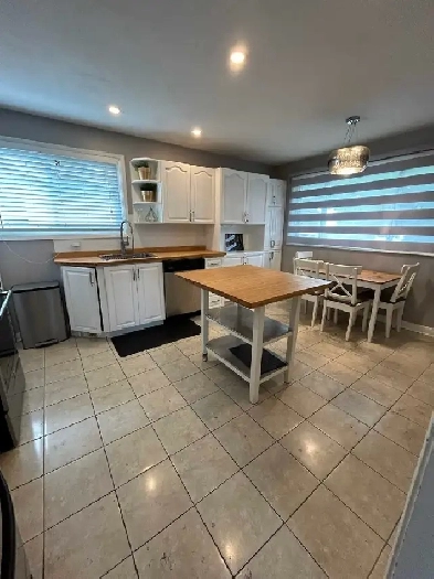 Furnished Room for Rent Located Centrally Image# 9