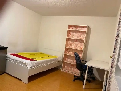 Room for Rent at York University Village. Image# 1