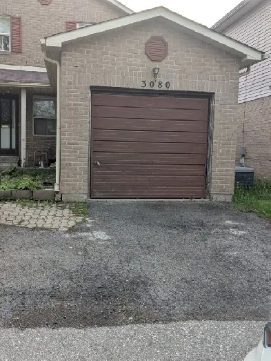 Master bedroom,ensuite  washroom Mississauga, Meadowale, Parking Image# 8
