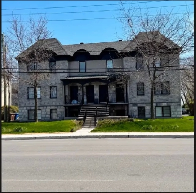 À LOUER – CONDO 4 ½ SPACIEUX & ULTRA‑COMPLET! Image# 11