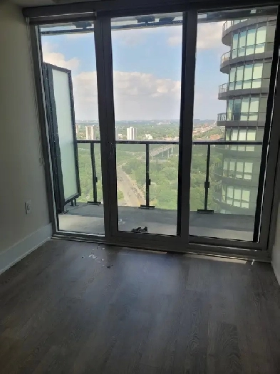 Furnished 1 Den Condo for Short-Term Rent Image# 3