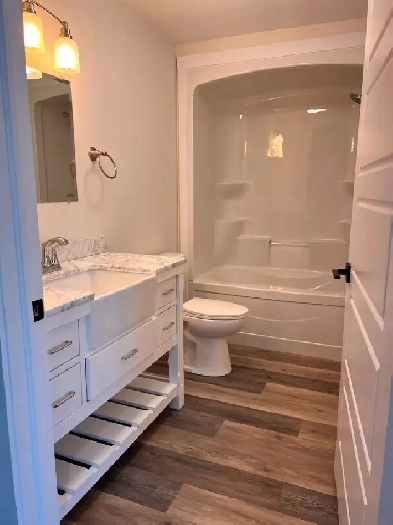 2 Bedroom Apartment - Available July 1 Image# 7