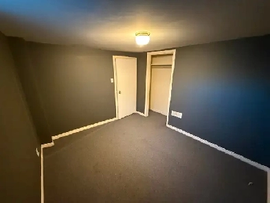 2 Bedroom Basement apartment in Scarborough Kennedy and Lawrence Image# 5