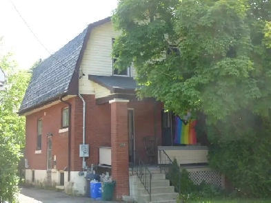 3 Bedroom House for Rent in Stratford Image# 6
