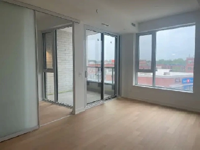 Modern 1 Bed   Den Condo – 700 Sq Ft – $2,200/month Image# 1