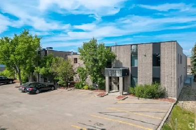 For Sublease -Warehouse Space with Yard Image# 4