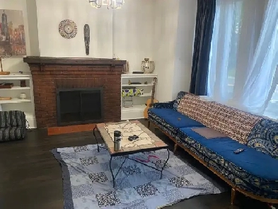Furnished Room for Rent in a house /Chambre Meublée à louer Image# 10