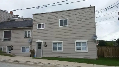 For Rent - 2 Bedroom, Street Level APT Image# 4