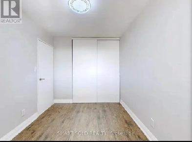 ROOM AVAILABLE FOR RENT IN MISSISSAUGA. HEART OF THE CITY Image# 15