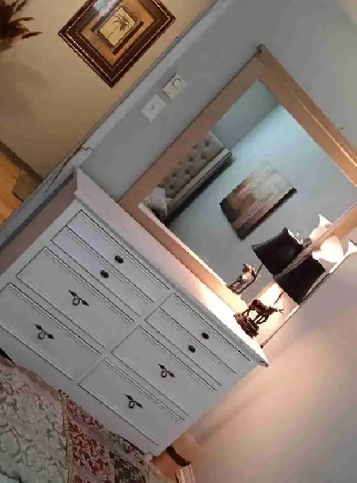 Room for rent Montreal Downtown 5 min metro Image# 2
