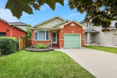 ONE FLOOR LIVING IN UPPER STONEY CREEK - 3 BED, 1 BATH Image# 3