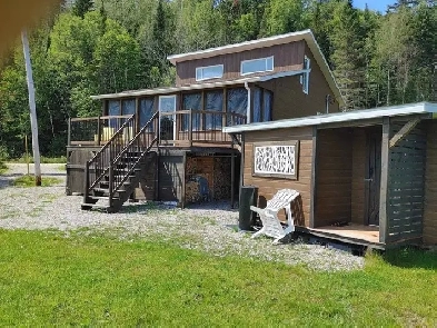 CHALET AU BORD DE L'EAU  À VENDRE ST-ANDRÉ LAC ST-JEAN Image# 13