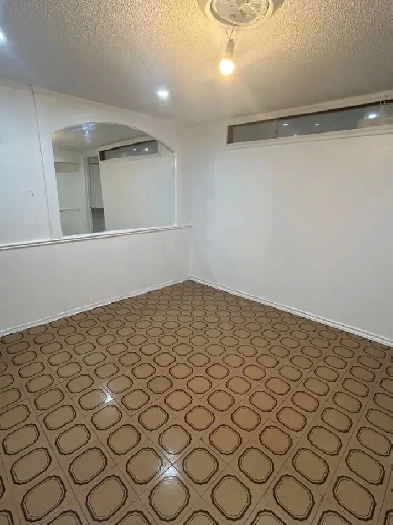 Newly Renovated - 1 Bedroom Basement with Private Entrance Image# 5